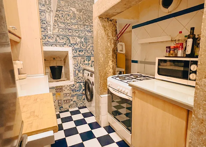 Santos Charming - In Tradional Lisboa