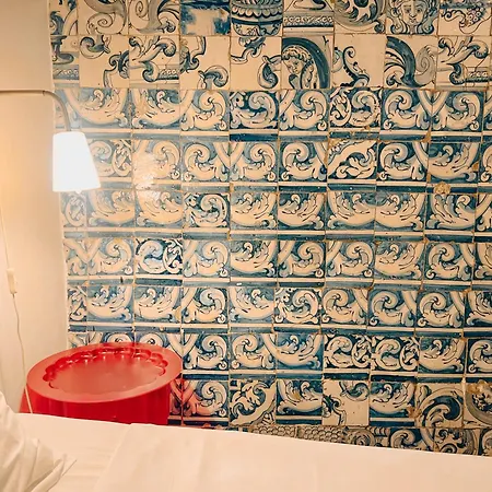 Santos Charming - In Tradional *