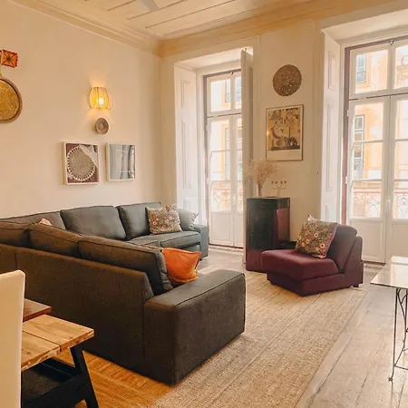 Santos Charming - In Tradional * Lisboa